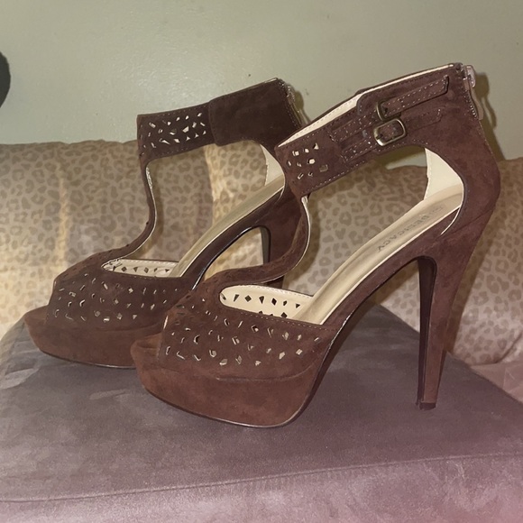 Delicacy Shoes Chocolate Brown Suede Platform Heel Poshmark — free download